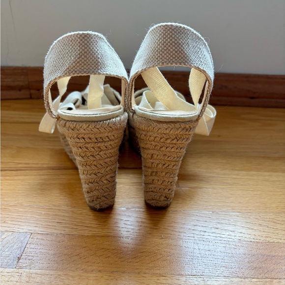 2/$20 - Wild Diva Lounge Lace Espadrille Wedge Sandals, Size 7 | Ivory/Cream - Picture 6 of 9